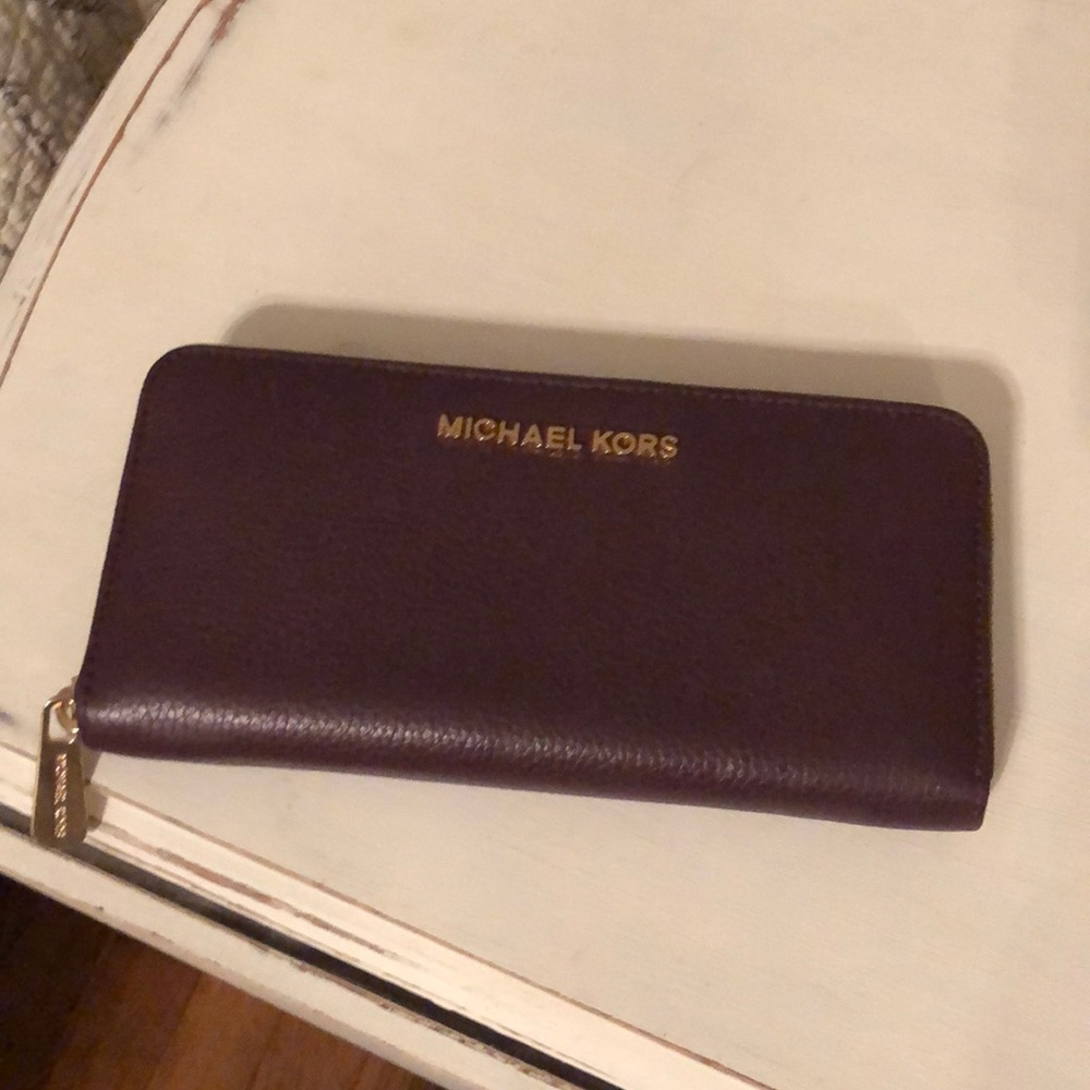Michael Kors Wallet! Deep purple!